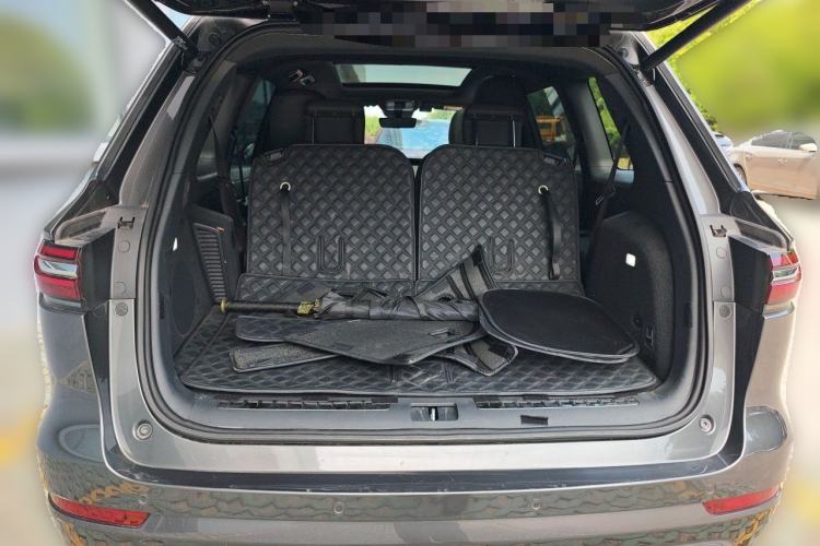Used Li Auto ONE 2019 Extended-Range 6-Seater Version Trunk
