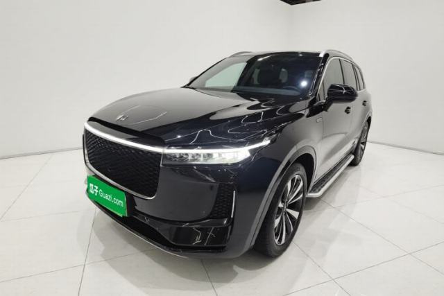 Ojetý Li Auto ONE 2020 Extended-Range 6-Seater Version