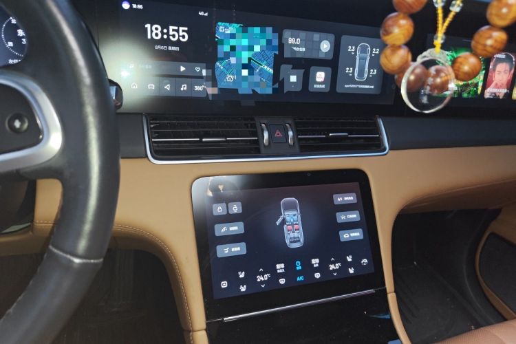Used Li Auto ONE 2020 Extended-Range 6-Seater Version Audio And AC Panel