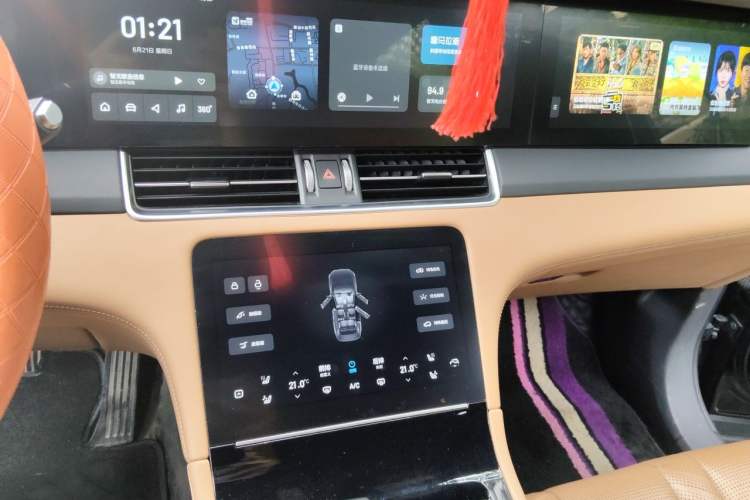 Used Li Auto ONE 2020 Extended-Range 6-Seater Version Audio And AC Panel