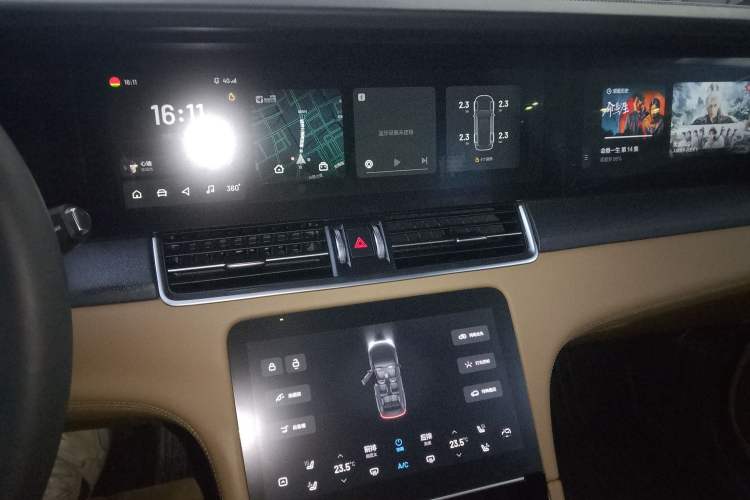 Used Li Auto ONE 2020 Extended-Range 6-Seater Version Audio And AC Panel
