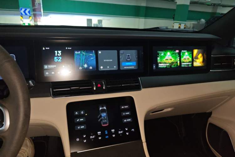 Used Li Auto ONE 2020 Extended-Range 6-Seater Version Audio And AC Panel