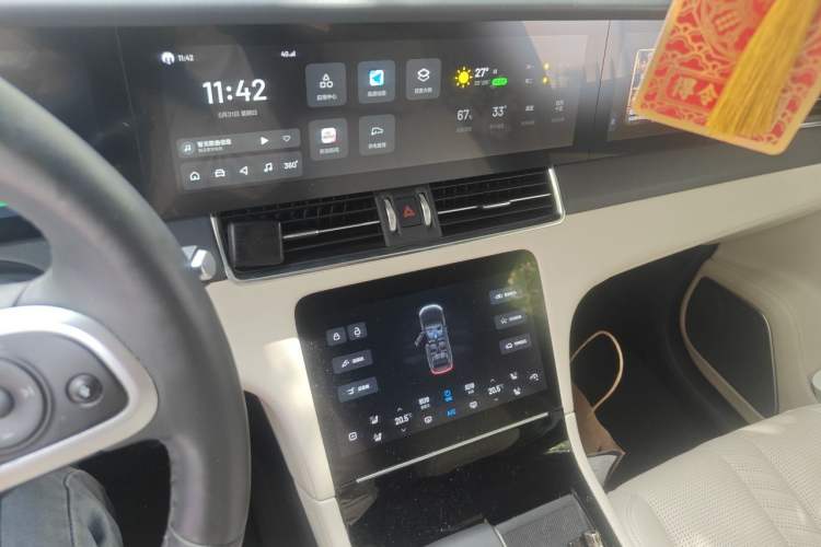 Used Li Auto ONE 2020 Extended-Range 6-Seater Version Audio And AC Panel