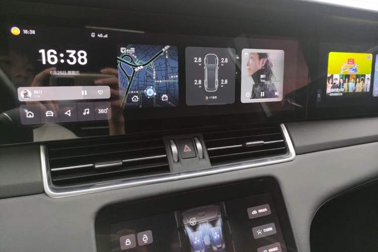 Used Li Auto ONE 2020 Extended-Range 6-Seater Version Audio And AC Panel