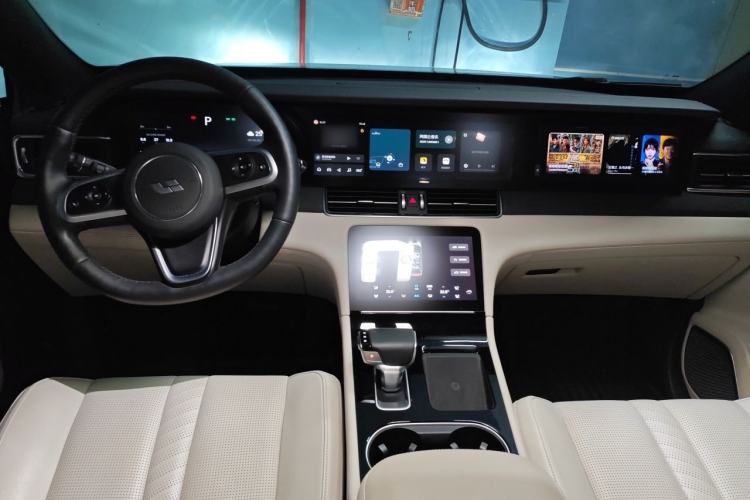 Used Li Auto ONE 2020 Extended-Range 6-Seater Version Center Console