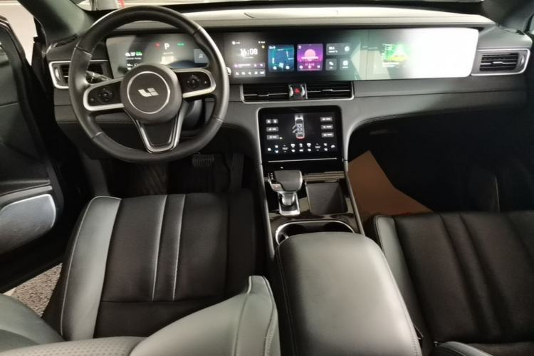 Used Li Auto ONE 2020 Extended-Range 6-Seater Version Center Console