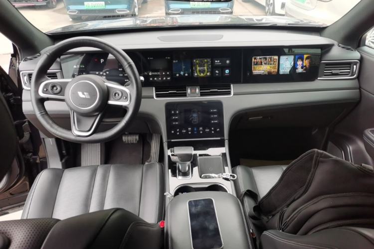 Used Li Auto ONE 2020 Extended-Range 6-Seater Version Center Console