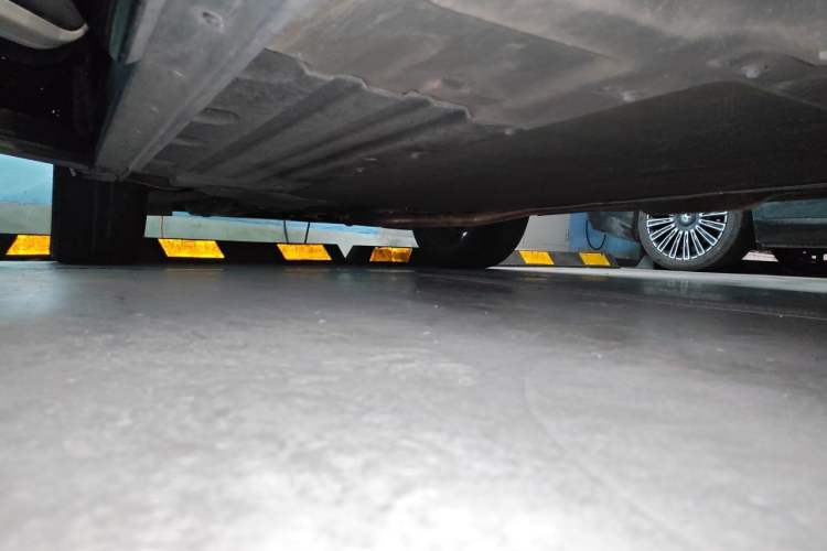 Used Li Auto ONE 2020 Extended-Range 6-Seater Version Chassis Rear Left