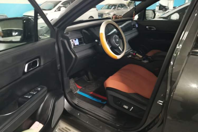 Used Li Auto ONE 2020 Extended-Range 6-Seater Version Driver Seat
