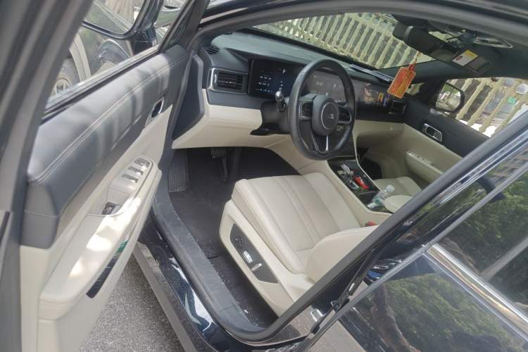 Used Li Auto ONE 2020 Extended-Range 6-Seater Version Driver Seat