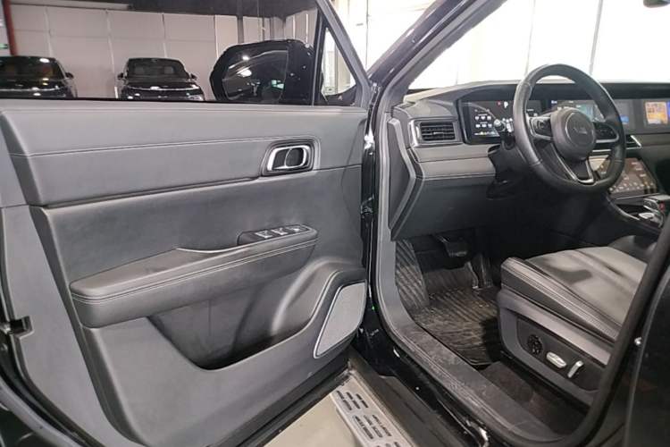 Used Li Auto ONE 2020 Extended-Range 6-Seater Version Driver Seat