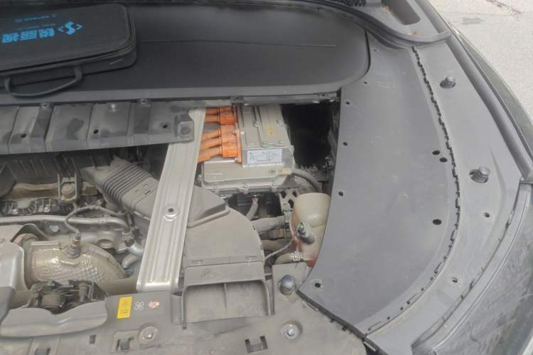 Used Li Auto ONE 2020 Extended-Range 6-Seater Version Engine Bay Left