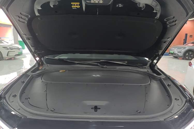 Used Li Auto ONE 2020 Extended-Range 6-Seater Version Engine Bay