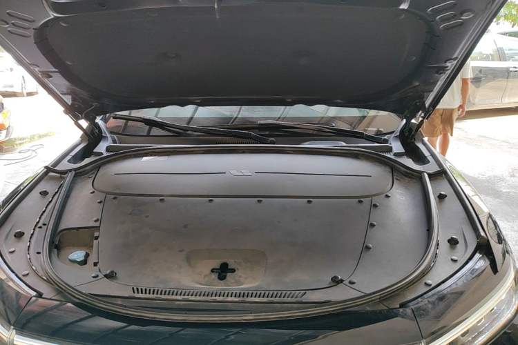 Used Li Auto ONE 2020 Extended-Range 6-Seater Version Engine Bay