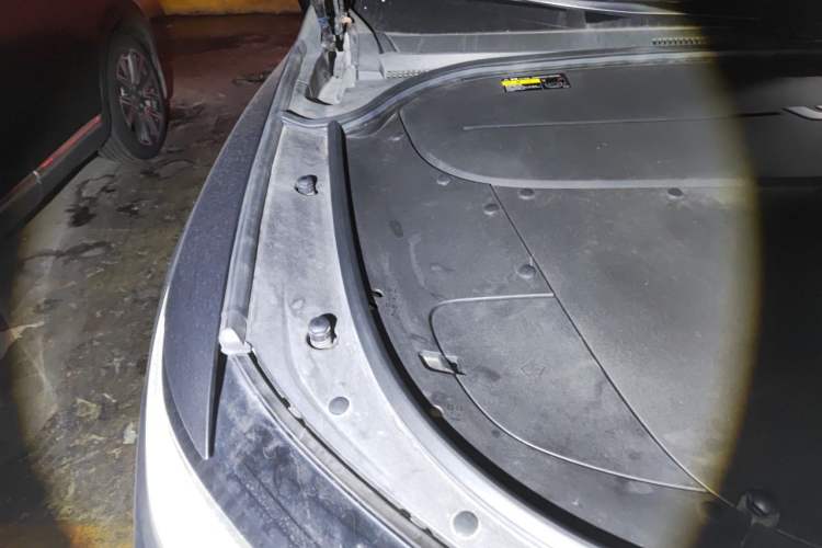 Used Li Auto ONE 2020 Extended-Range 6-Seater Version Engine Bay Right