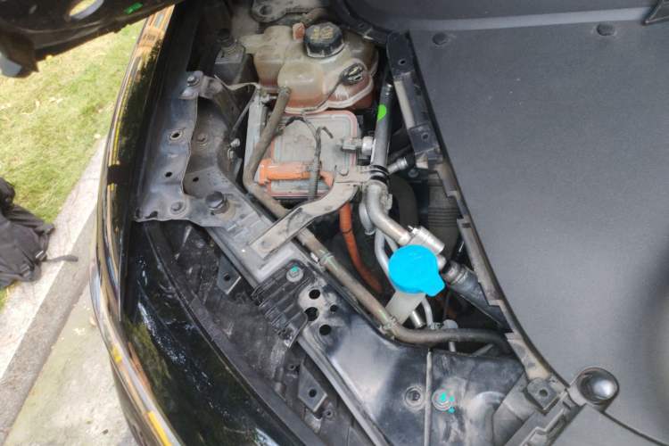 Used Li Auto ONE 2020 Extended-Range 6-Seater Version Engine Bay Right