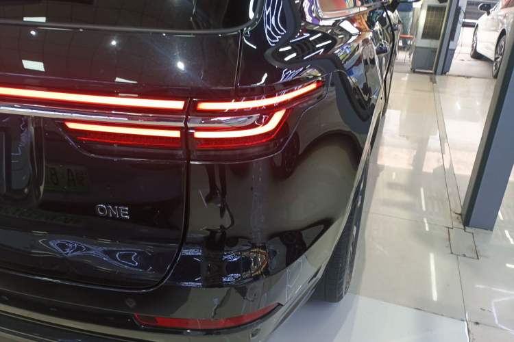 Used Li Auto ONE 2020 Extended-Range 6-Seater Version Exterior 1