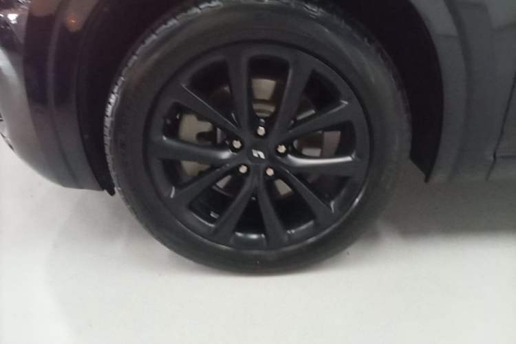Used Li Auto ONE 2020 Extended-Range 6-Seater Version Exterior 4