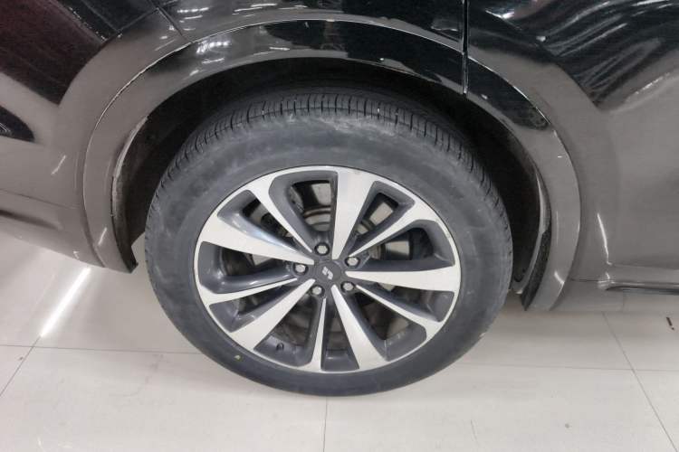 Used Li Auto ONE 2020 Extended-Range 6-Seater Version Exterior 5