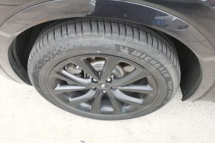 Used Li Auto ONE 2020 Extended-Range 6-Seater Version Exterior 7