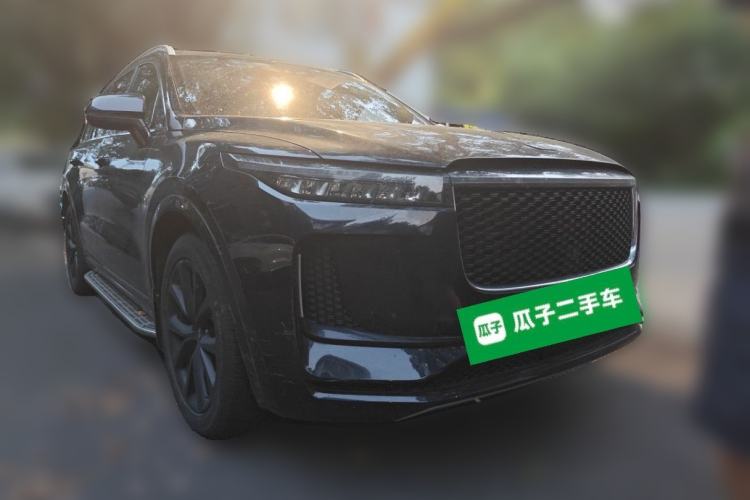 Used Li Auto ONE 2020 Extended-Range 6-Seater Version Front Right 45 Deg