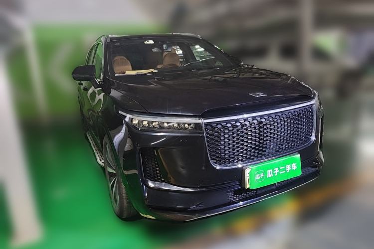 Used Li Auto ONE 2020 Extended-Range 6-Seater Version Front Right 45 Deg