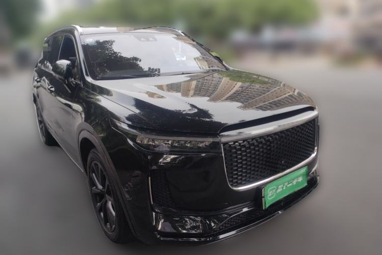 Used Li Auto ONE 2020 Extended-Range 6-Seater Version Front Right 45 Deg