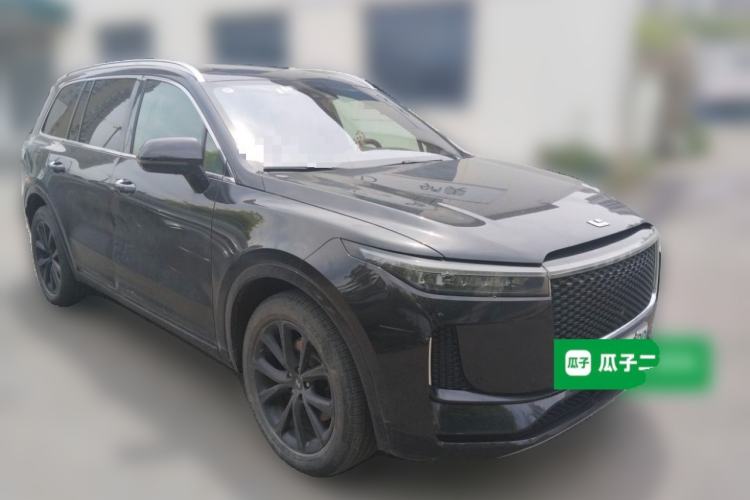 Used Li Auto ONE 2020 Extended-Range 6-Seater Version Front Right 45 Deg