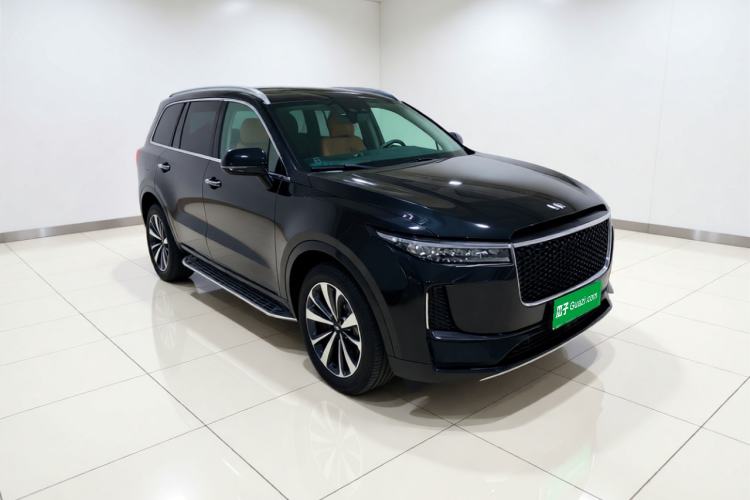 Used Li Auto ONE 2020 Extended-Range 6-Seater Version Front Right 45 Deg
