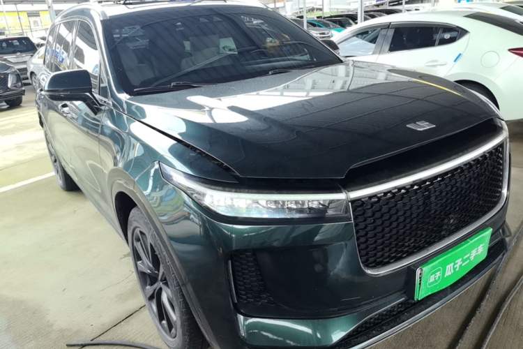 Used Li Auto ONE 2020 Extended-Range 6-Seater Version Front Right 45 Deg