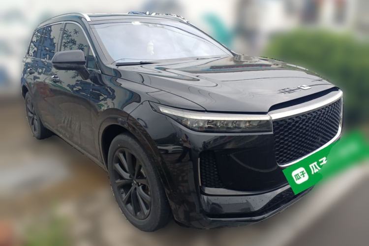 Used Li Auto ONE 2020 Extended-Range 6-Seater Version Front Right 45 Deg