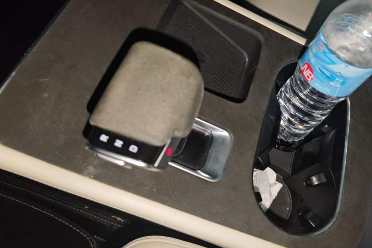 Used Li Auto ONE 2020 Extended-Range 6-Seater Version Gear Lever