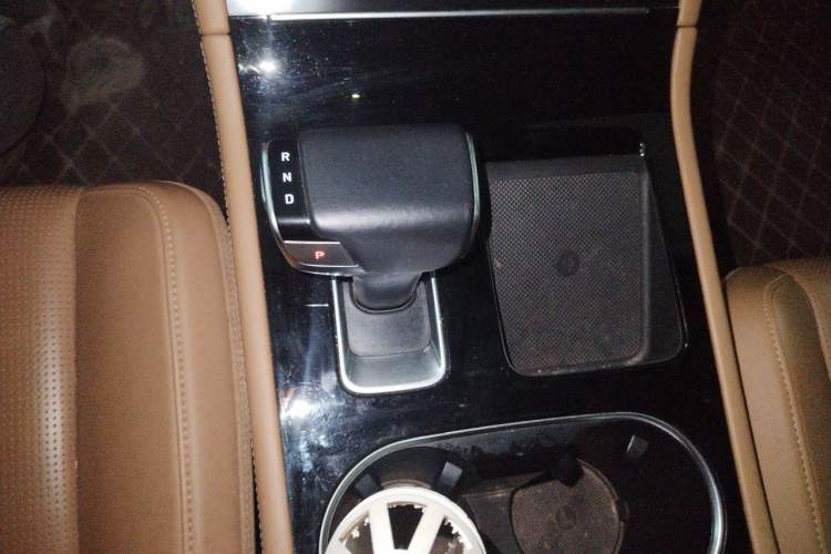Used Li Auto ONE 2020 Extended-Range 6-Seater Version Gear Lever