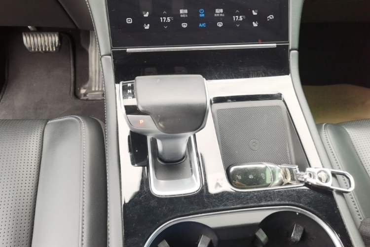 Used Li Auto ONE 2020 Extended-Range 6-Seater Version Gear Lever