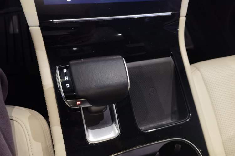 Used Li Auto ONE 2020 Extended-Range 6-Seater Version Gear Lever