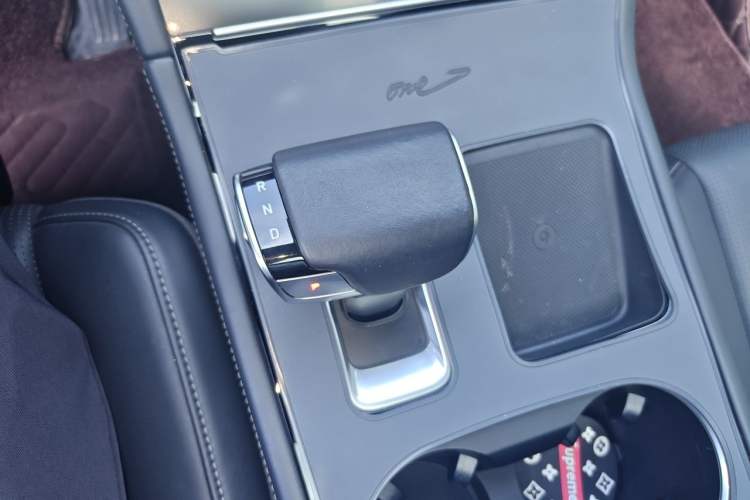 Used Li Auto ONE 2020 Extended-Range 6-Seater Version Gear Lever
