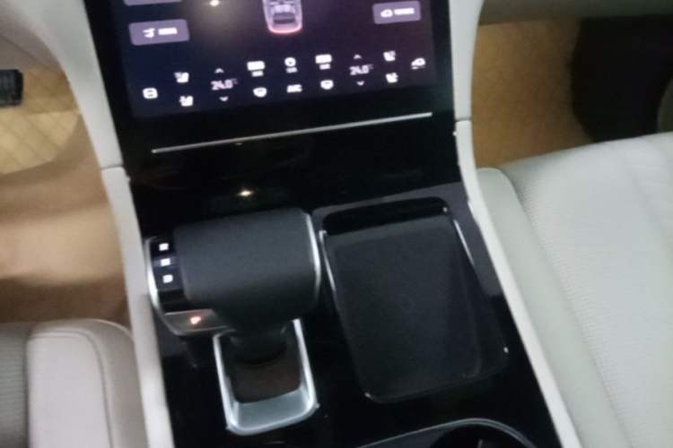 Used Li Auto ONE 2020 Extended-Range 6-Seater Version Gear Lever