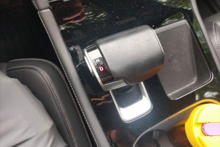 Used Li Auto ONE 2020 Extended-Range 6-Seater Version Gear Lever