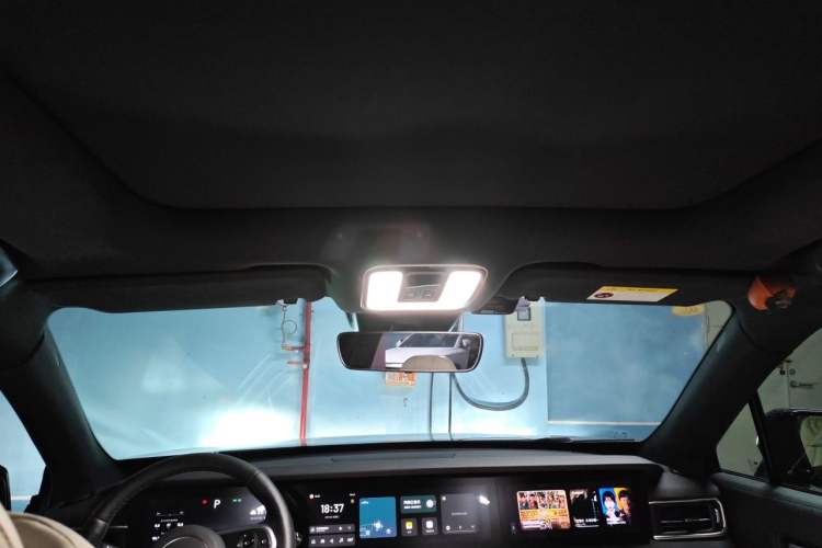 Used Li Auto ONE 2020 Extended-Range 6-Seater Version Headliner