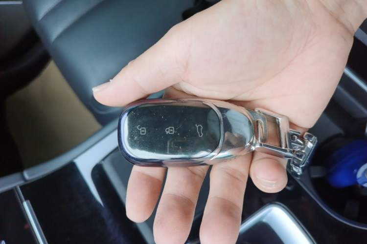 Used Li Auto ONE 2020 Extended-Range 6-Seater Version Interior 1