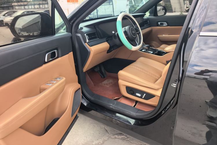 Used Li Auto ONE 2020 Extended-Range 6-Seater Version Interior 1