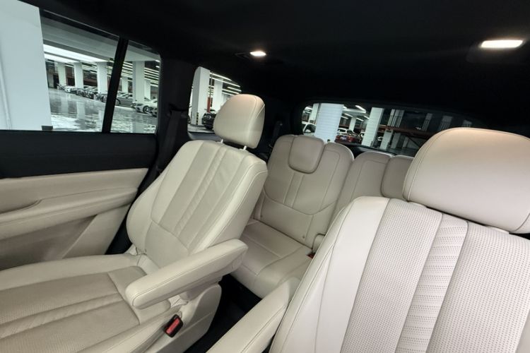 Used Li Auto ONE 2020 Extended-Range 6-Seater Version Interior 2