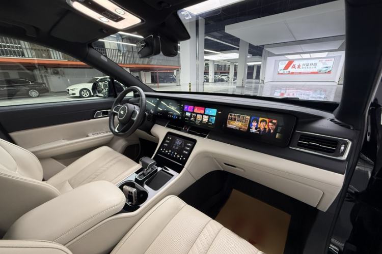 Used Li Auto ONE 2020 Extended-Range 6-Seater Version Interior 3