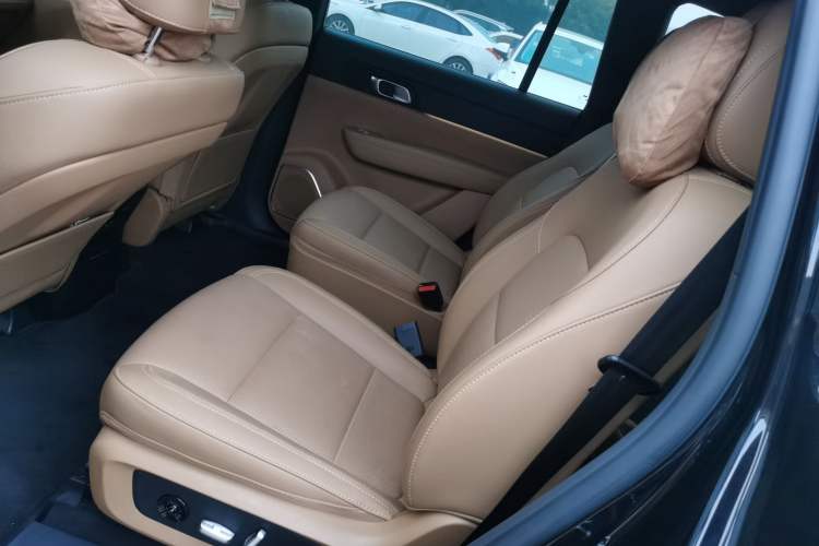 Used Li Auto ONE 2020 Extended-Range 6-Seater Version Interior 4