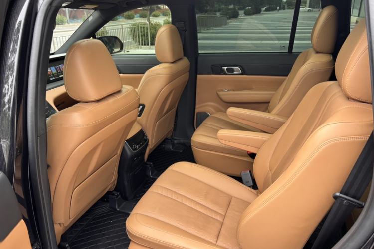 Used Li Auto ONE 2020 Extended-Range 6-Seater Version Interior 4