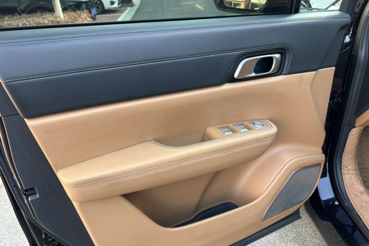 Used Li Auto ONE 2020 Range-Extended 7-Seater Version Interior 4