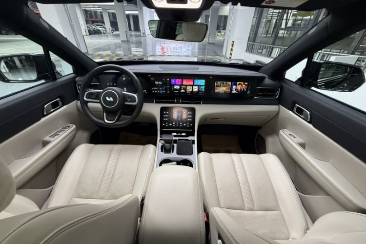 Used Li Auto ONE 2020 Extended-Range 6-Seater Version Interior 4