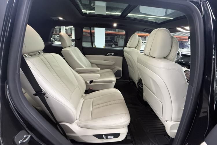 Used Li Auto ONE 2020 Extended-Range 6-Seater Version Interior 5