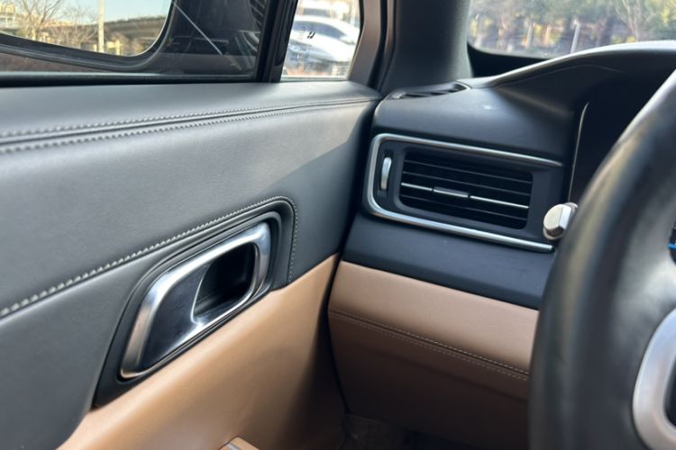 Used Li Auto ONE 2020 Range-Extended 7-Seater Version Interior 8