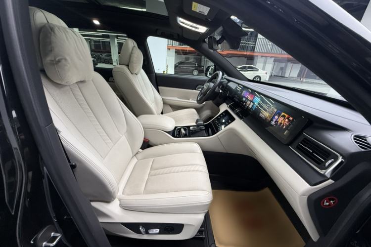 Used Li Auto ONE 2020 Extended-Range 6-Seater Version Interior 8